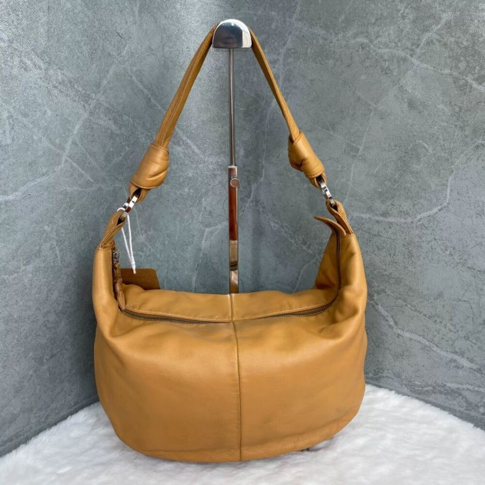 Loewe Women Pre-Loved Bag Very Good Condition